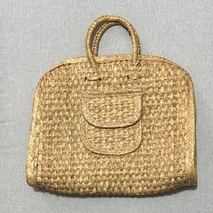 Summer Must Have Bag-Woven Natural Material-Open Top-Hand Carry-Like New